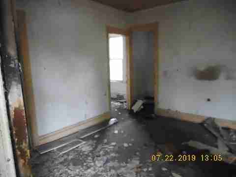 8558 Orangelawn (11)_m.jpg